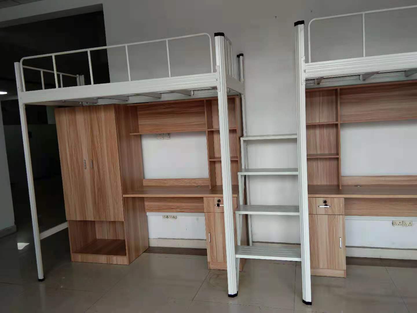 到底上下鋪鐵床好不好？